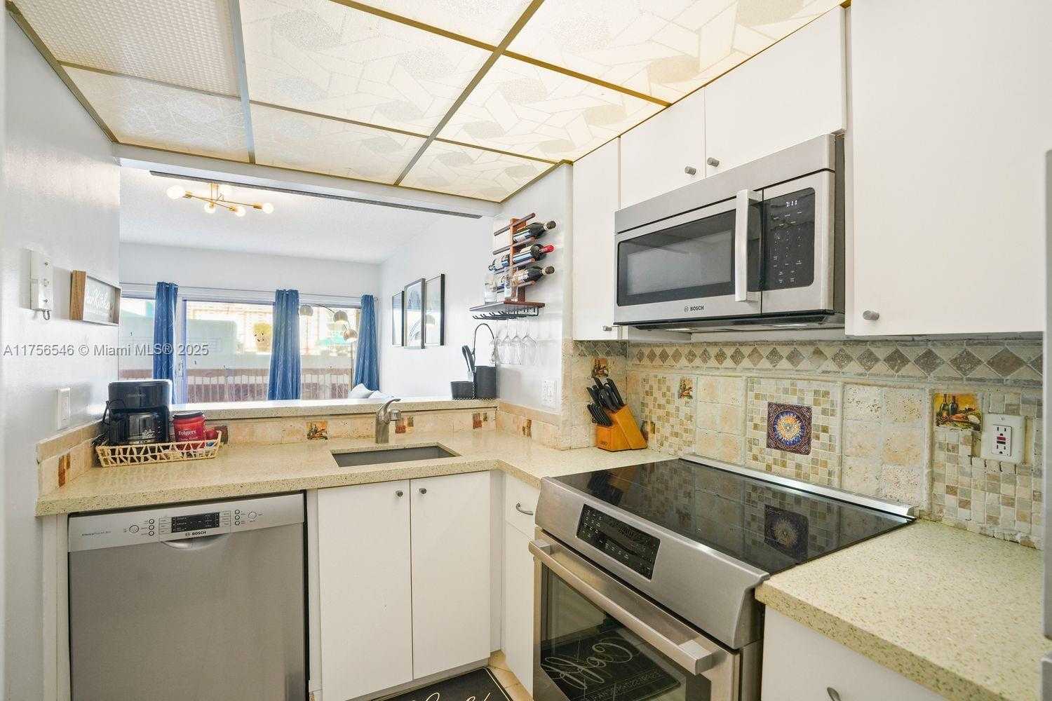 Small Image of 1965 SOUTH OCEAN DR #3A, Hallandale Beach Number 8