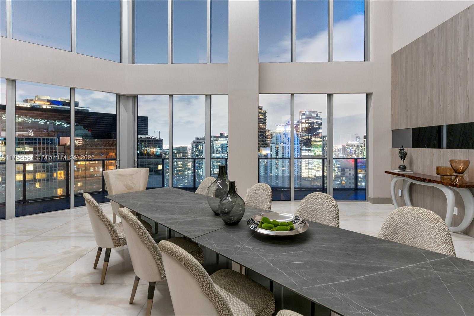 Small Image of 1300 BRICKELL BAY DR #4400, Miami Number 14