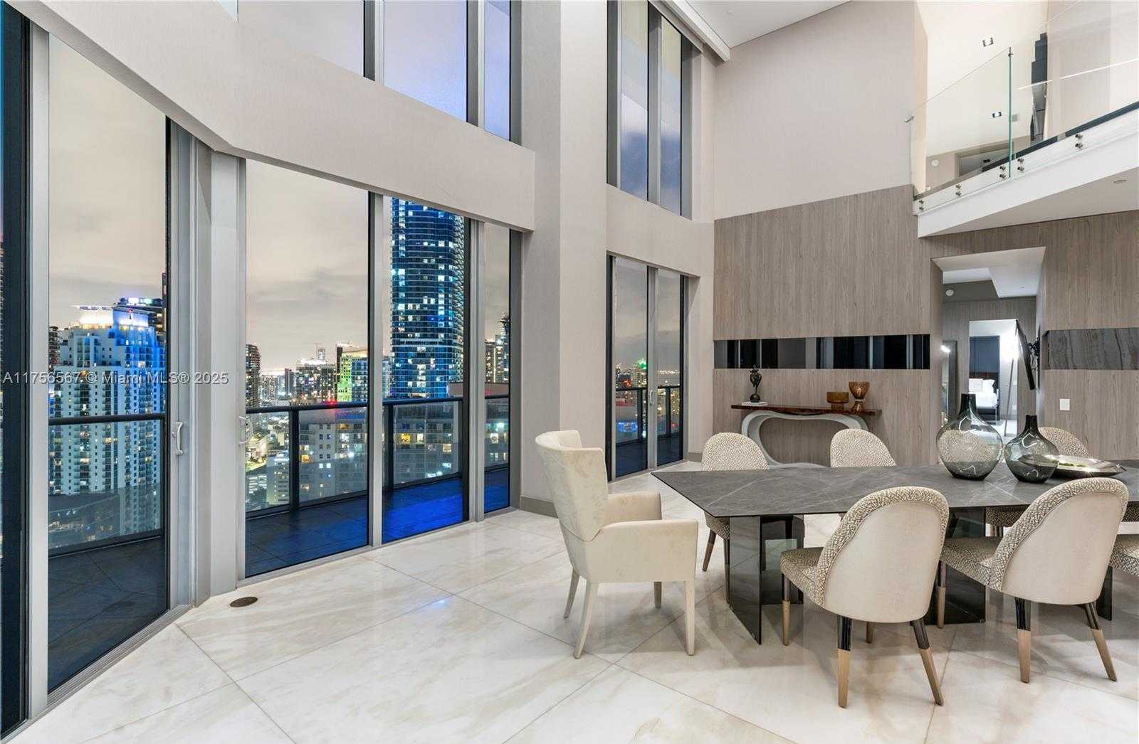 Small Image of 1300 BRICKELL BAY DR #4400, Miami Number 15