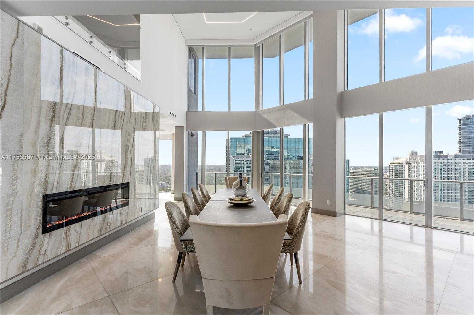 Small Image of 1300 BRICKELL BAY DR #4400, Miami Number 16