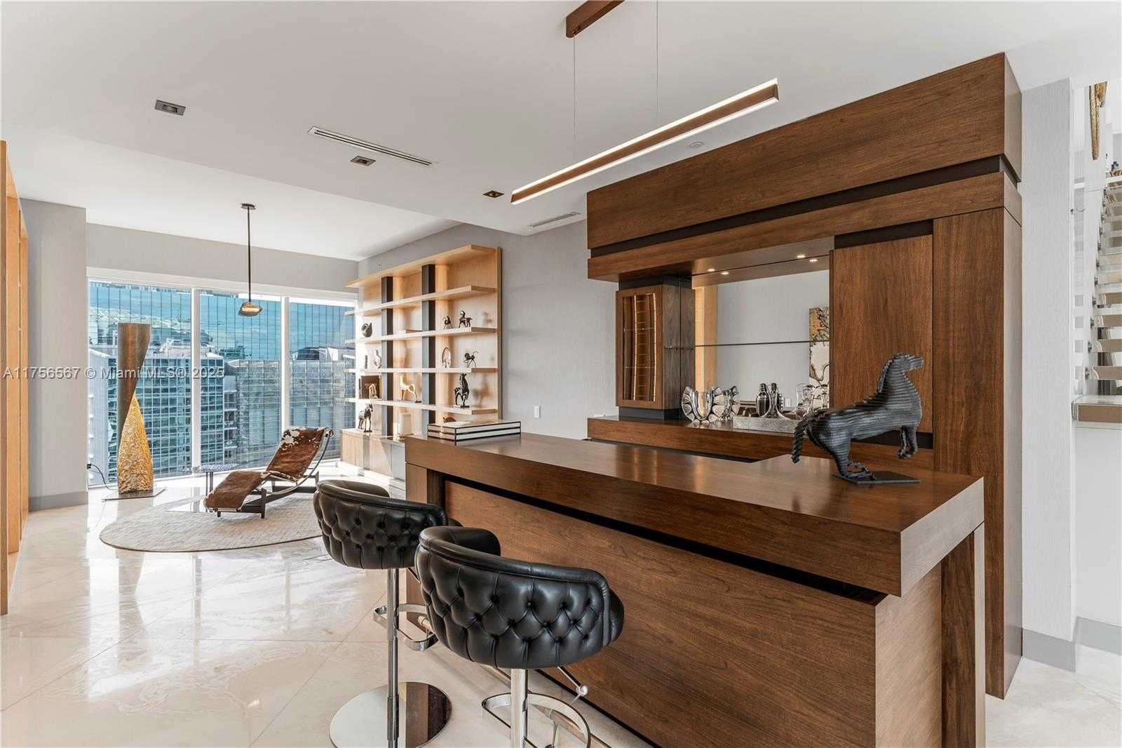 Small Image of 1300 BRICKELL BAY DR #4400, Miami Number 27