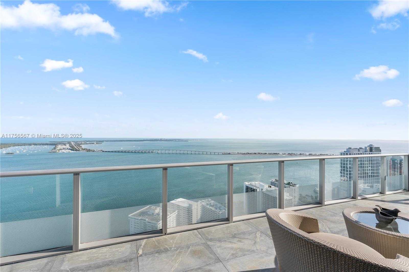 Small Image of 1300 BRICKELL BAY DR #4400, Miami Number 30