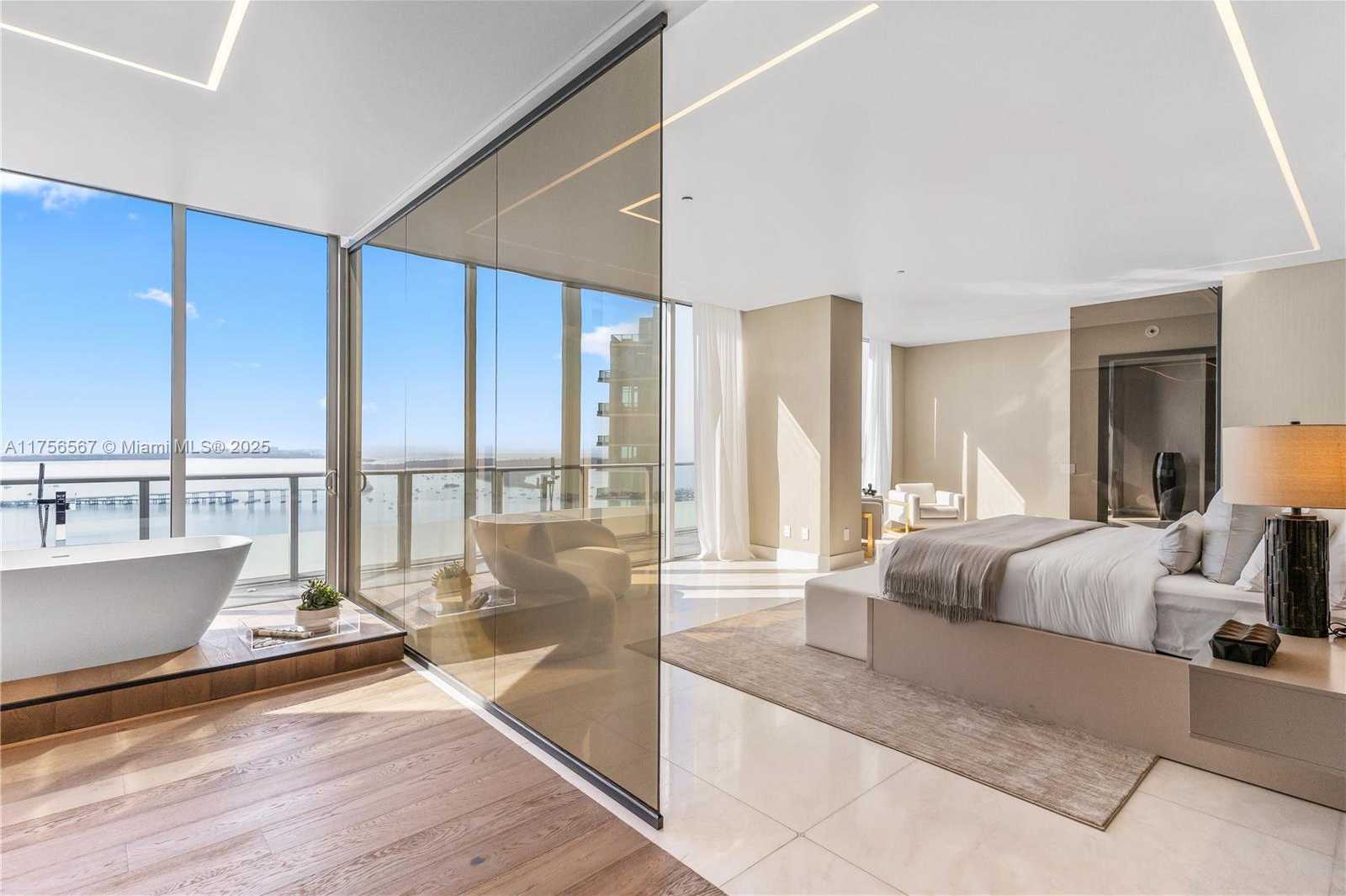 Small Image of 1300 BRICKELL BAY DR #4400, Miami Number 33