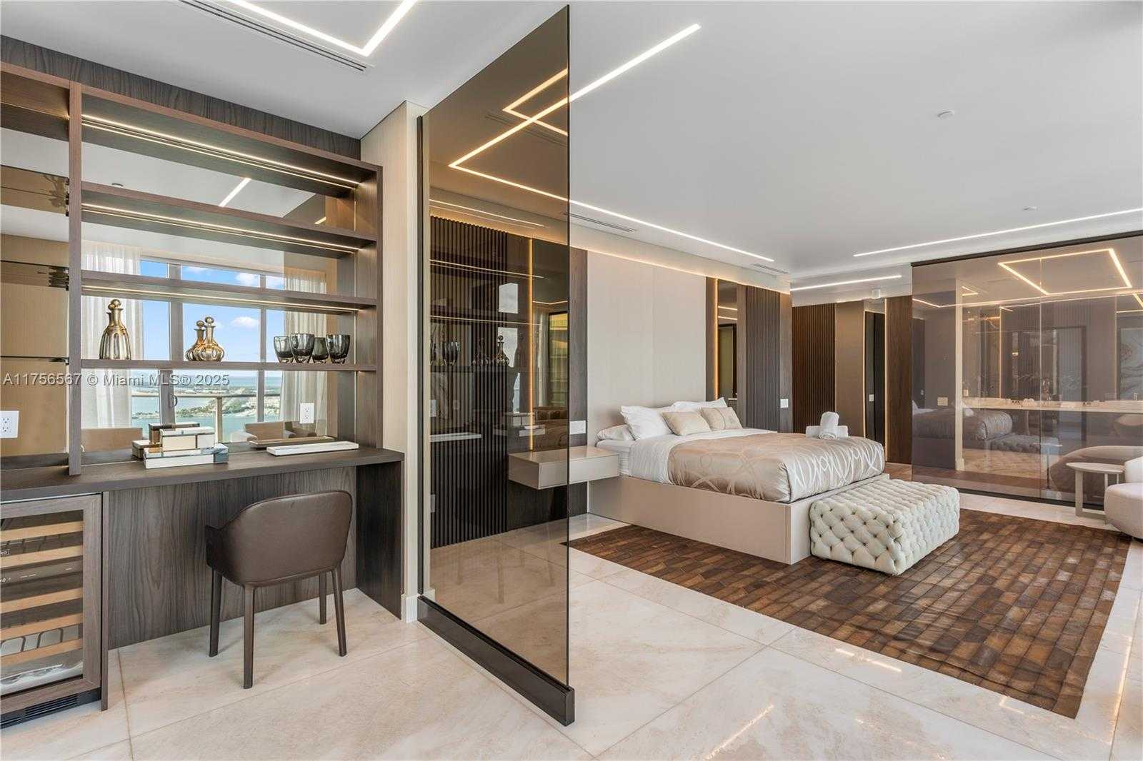 Small Image of 1300 BRICKELL BAY DR #4400, Miami Number 34