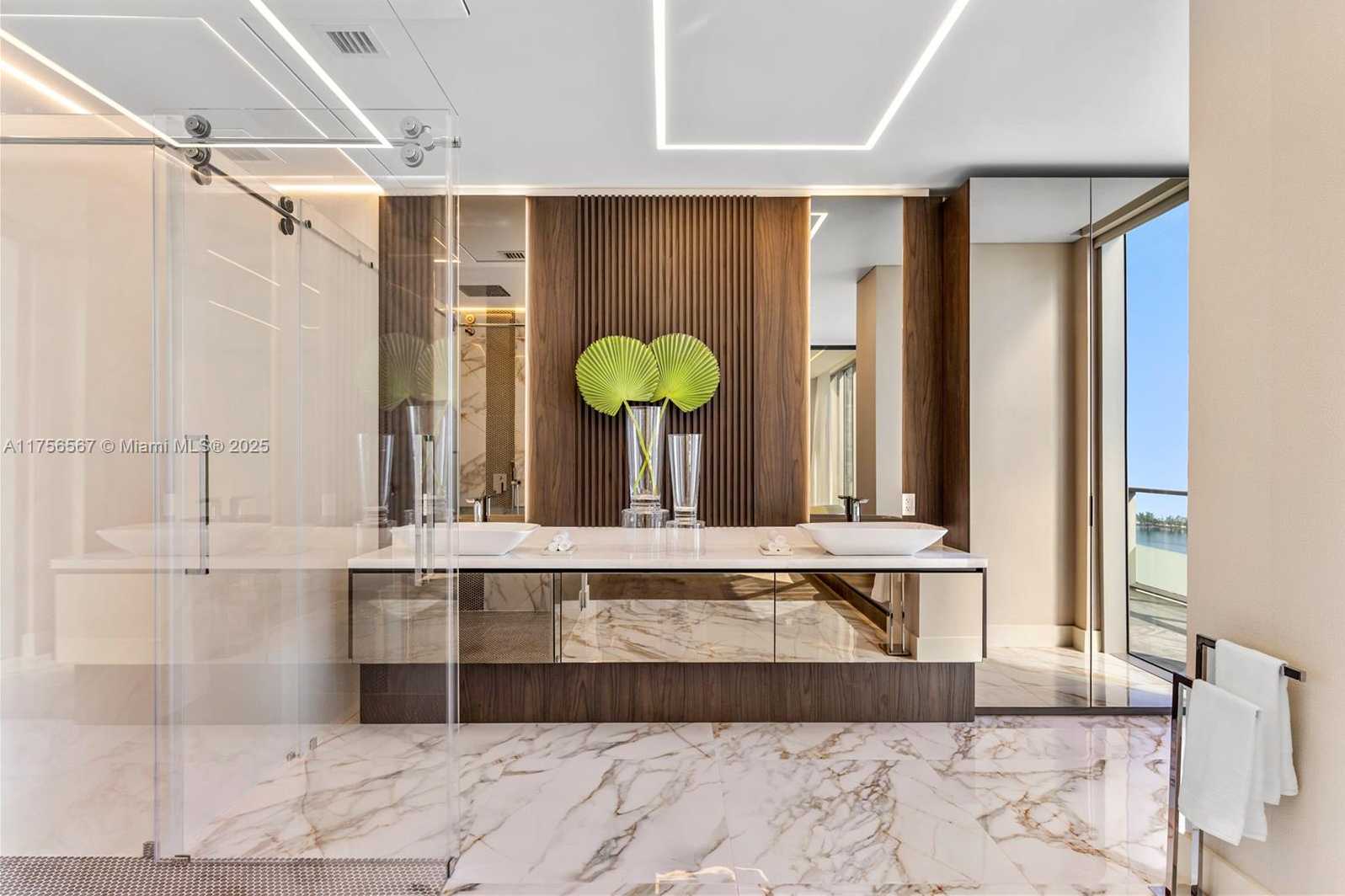 Small Image of 1300 BRICKELL BAY DR #4400, Miami Number 40