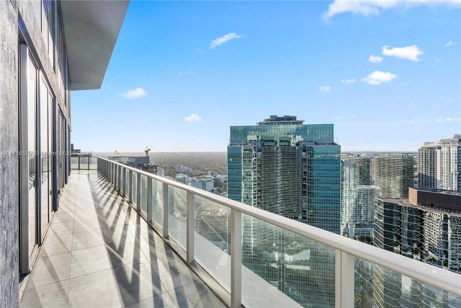 Small Image of 1300 BRICKELL BAY DR #4400, Miami Number 48