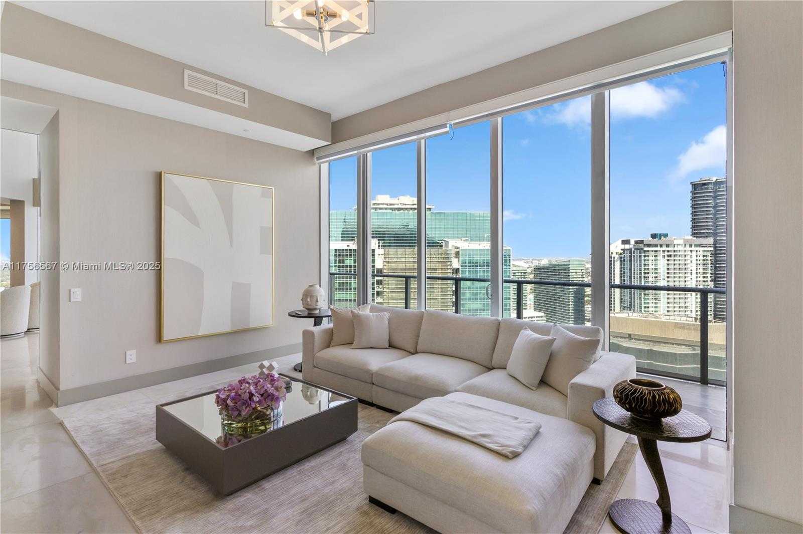 Small Image of 1300 BRICKELL BAY DR #4400, Miami Number 59