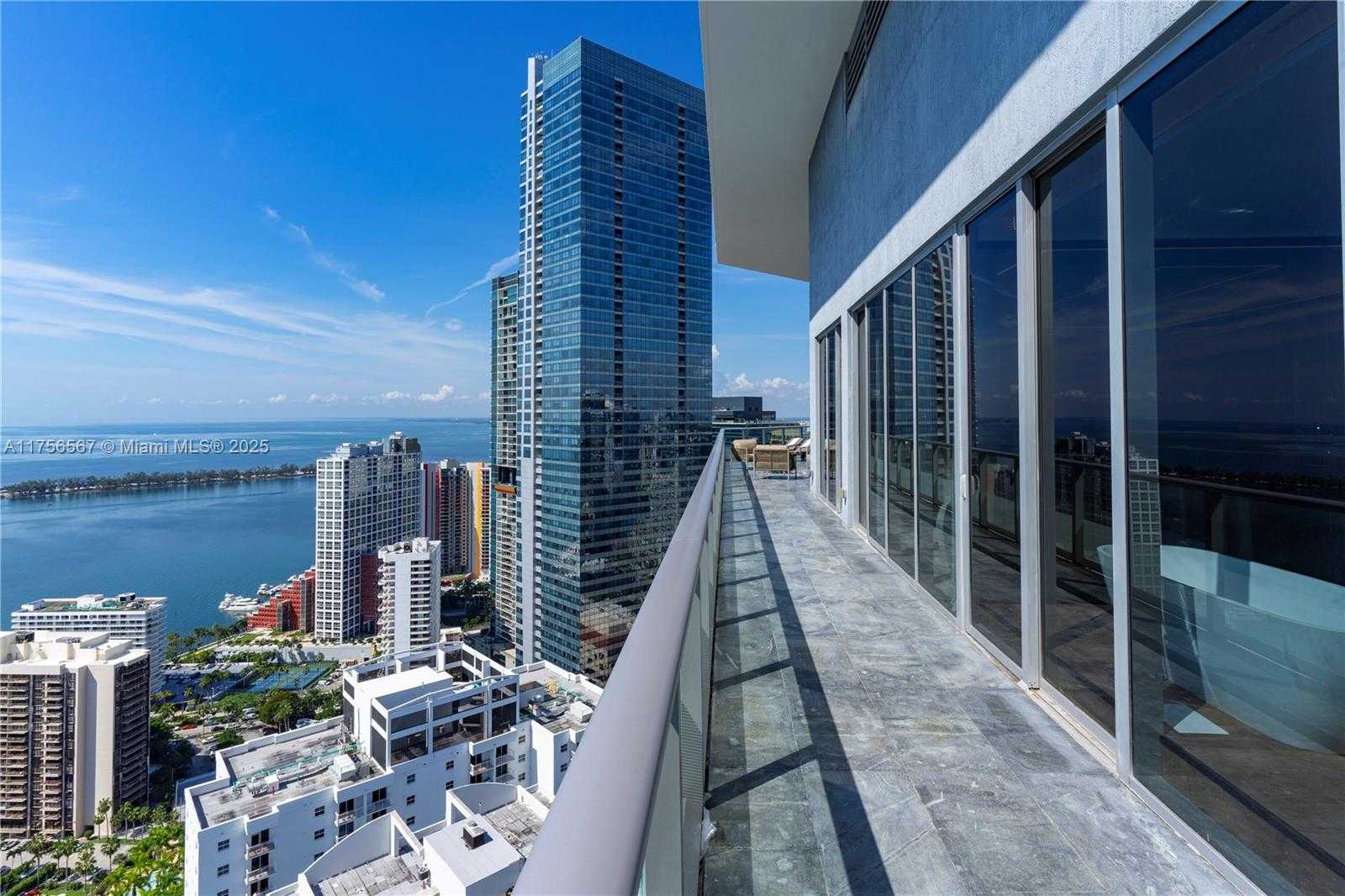 Small Image of 1300 BRICKELL BAY DR #4400, Miami Number 69