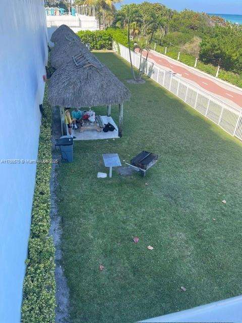 Small Image of 5601 COLLINS AVE #1203, Miami Beach Number 21