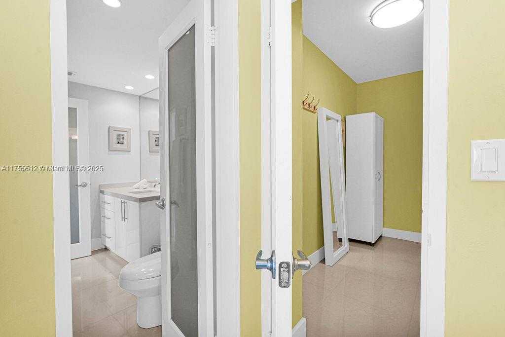 Small Image of 800 WEST AVE #931, Miami Beach Number 20