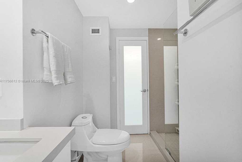 Small Image of 800 WEST AVE #931, Miami Beach Number 22