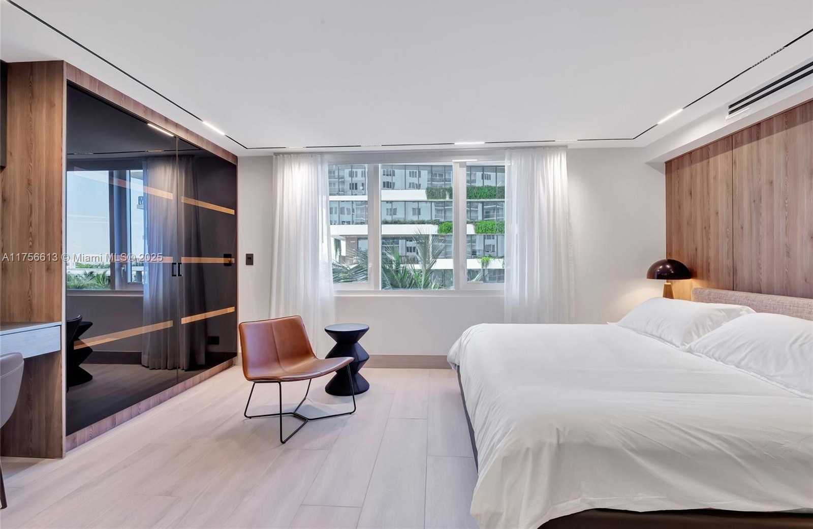 Small Image of 2301 COLLINS AVE #432, Miami Beach Number 15