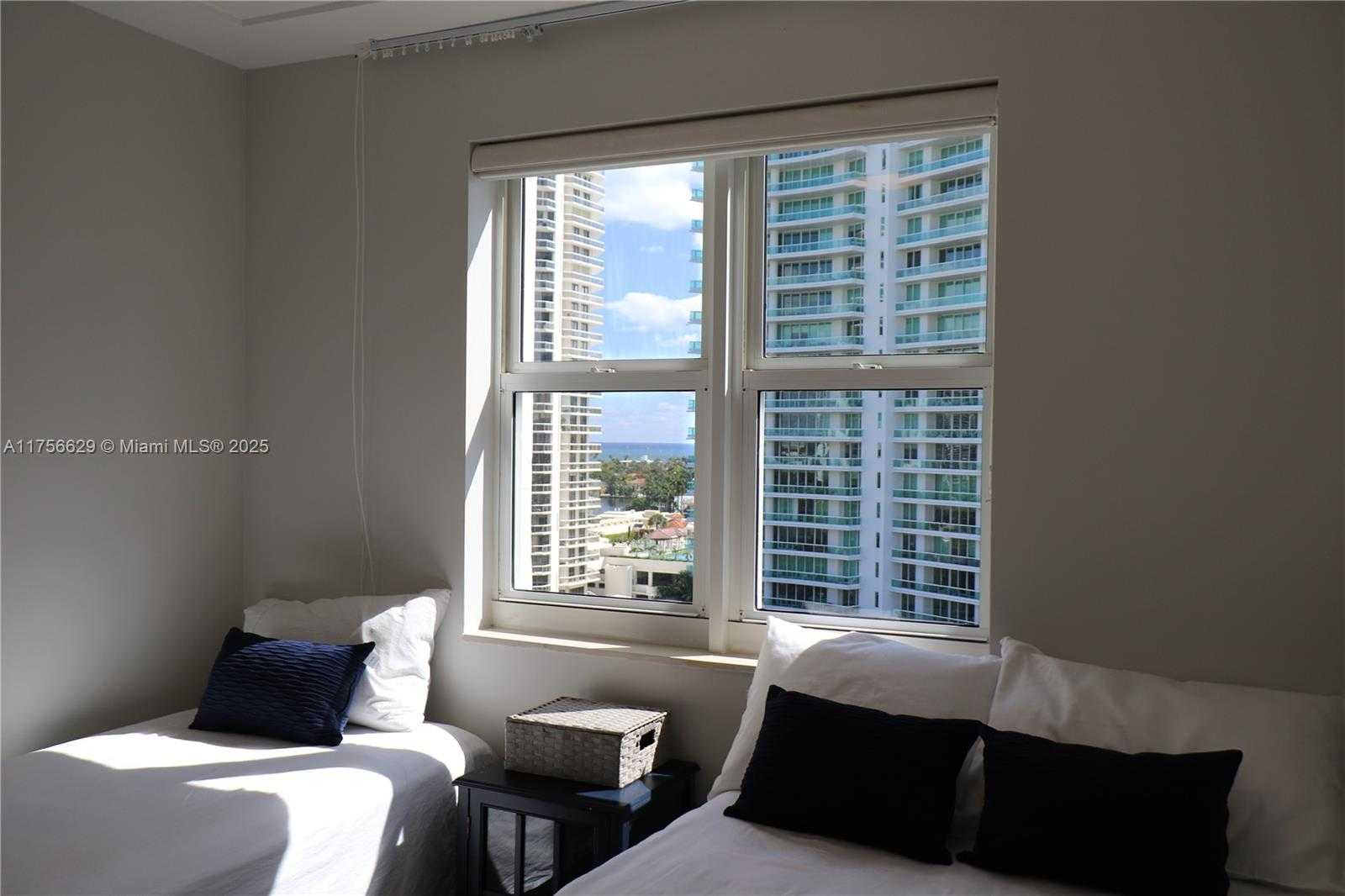 Small Image of 20000 EAST COUNTRY CLUB DR #1016, Aventura Number 10
