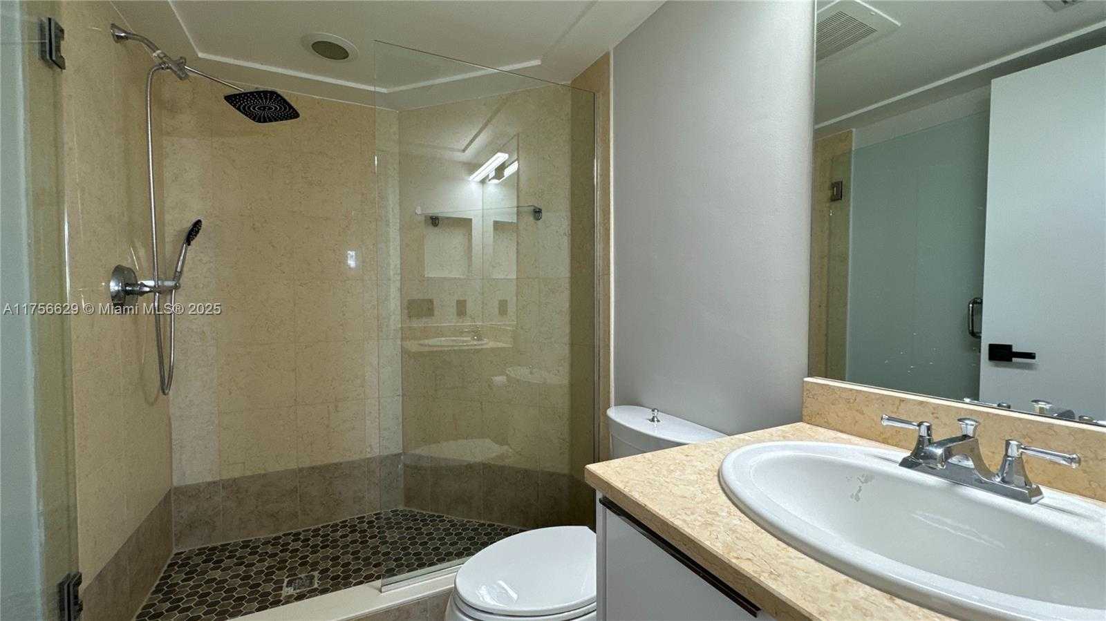 Small Image of 20000 EAST COUNTRY CLUB DR #1016, Aventura Number 13