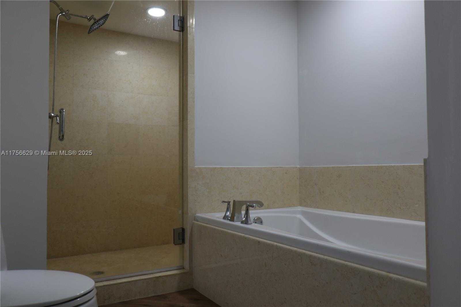 Small Image of 20000 EAST COUNTRY CLUB DR #1016, Aventura Number 21