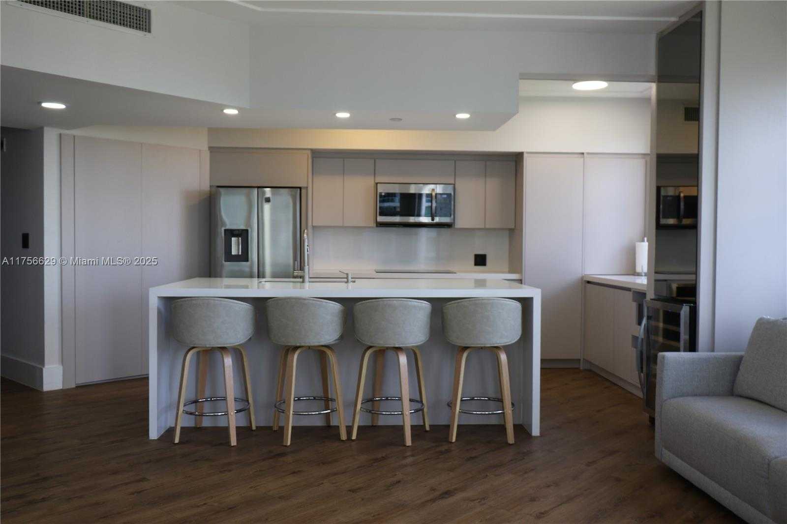 Small Image of 20000 EAST COUNTRY CLUB DR #1016, Aventura Number 6