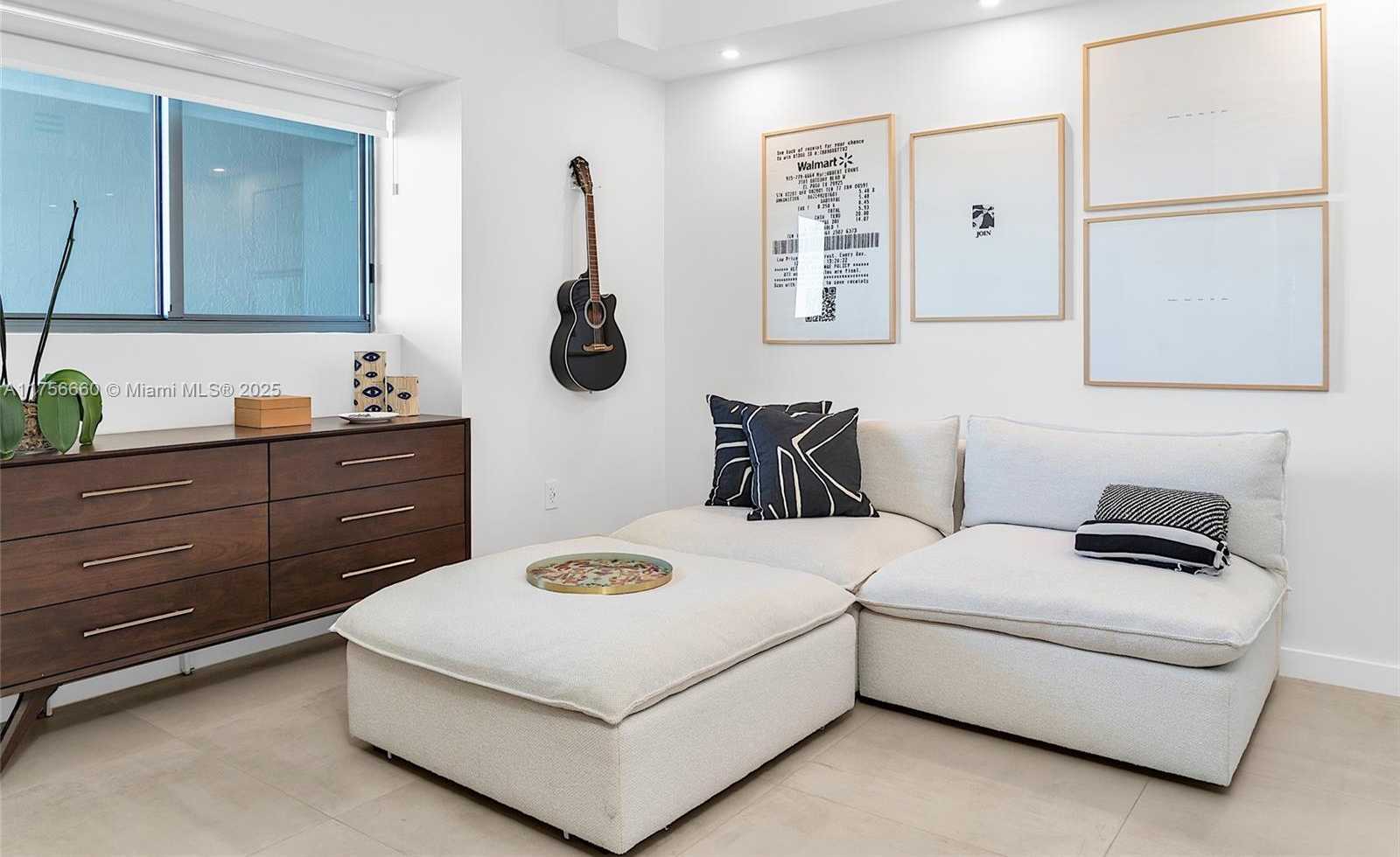 Small Image of 460 NORTH EAST 28TH ST #3303, Miami Number 24