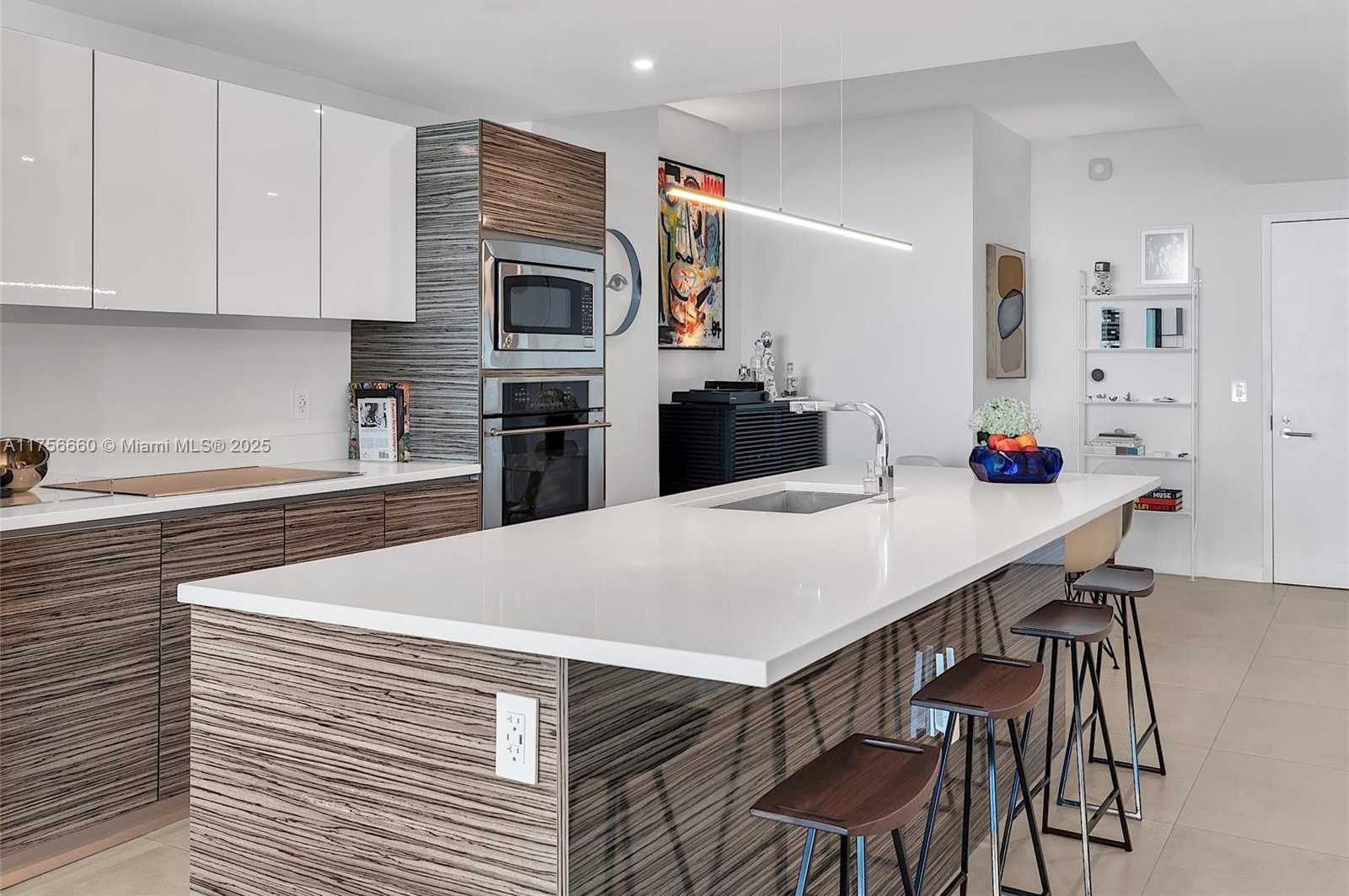 Small Image of 460 NORTH EAST 28TH ST #3303, Miami Number 9