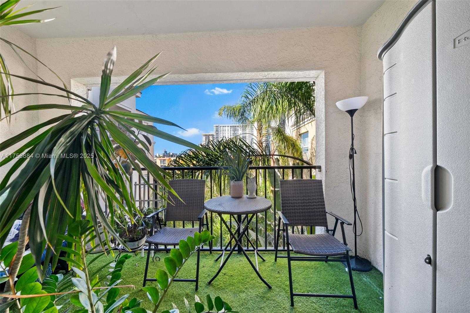 Small Image of 17145 NORTH BAY RD #4502, Sunny Isles Beach Number 12