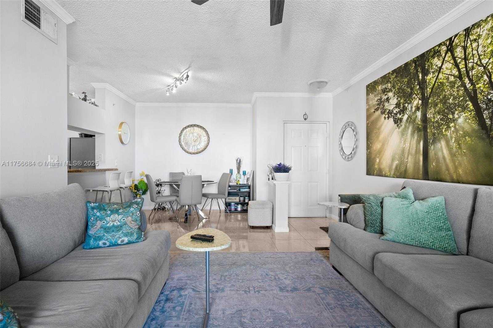Small Image of 17145 NORTH BAY RD #4502, Sunny Isles Beach Number 3