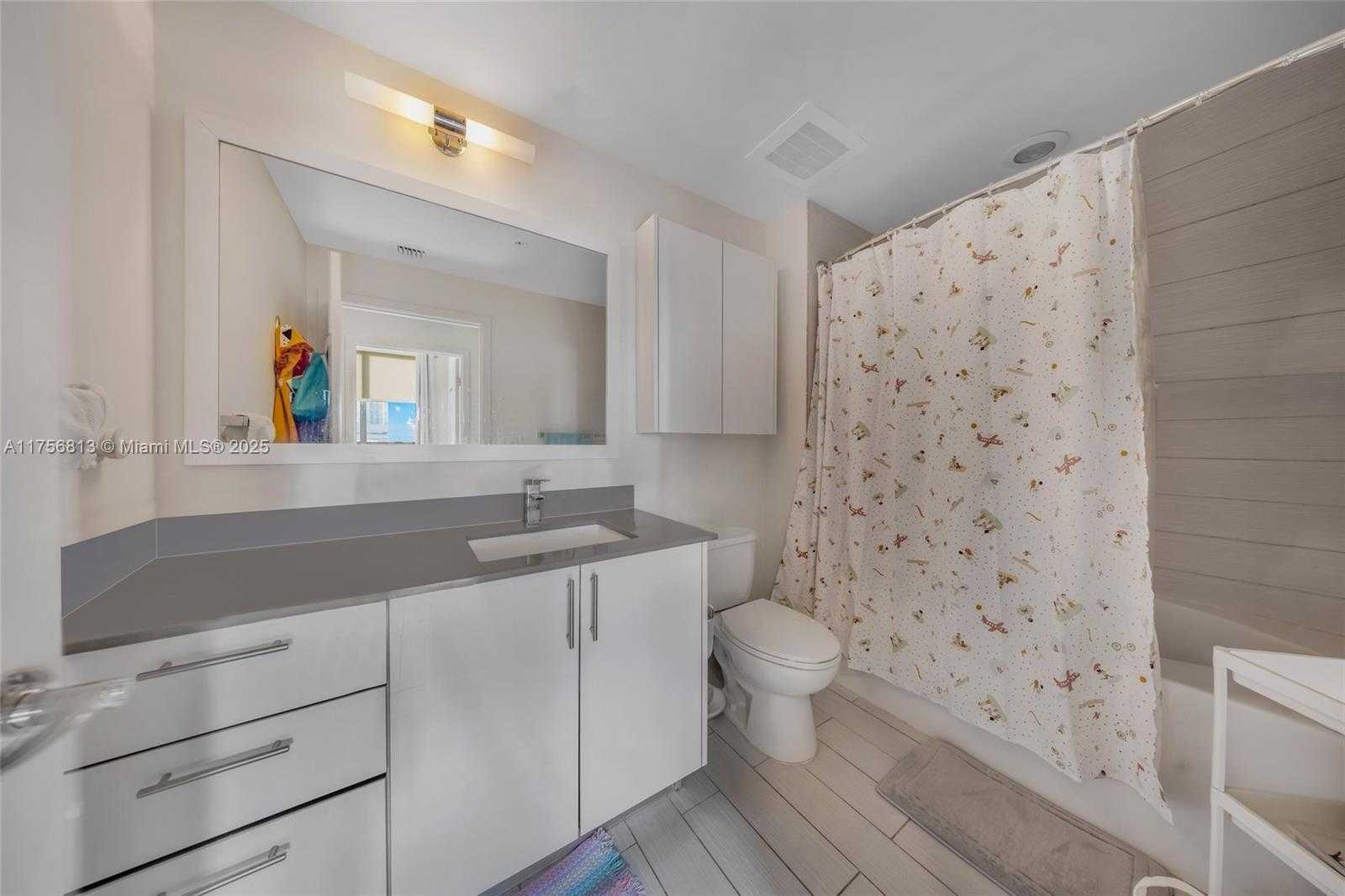 Small Image of 999 SOUTH WEST 1ST AVE #1417, Miami Number 11