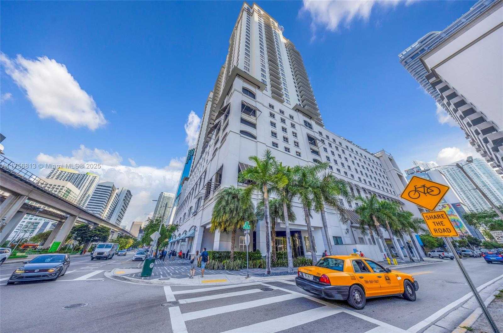 Small Image of 999 SOUTH WEST 1ST AVE #1417, Miami Number 22