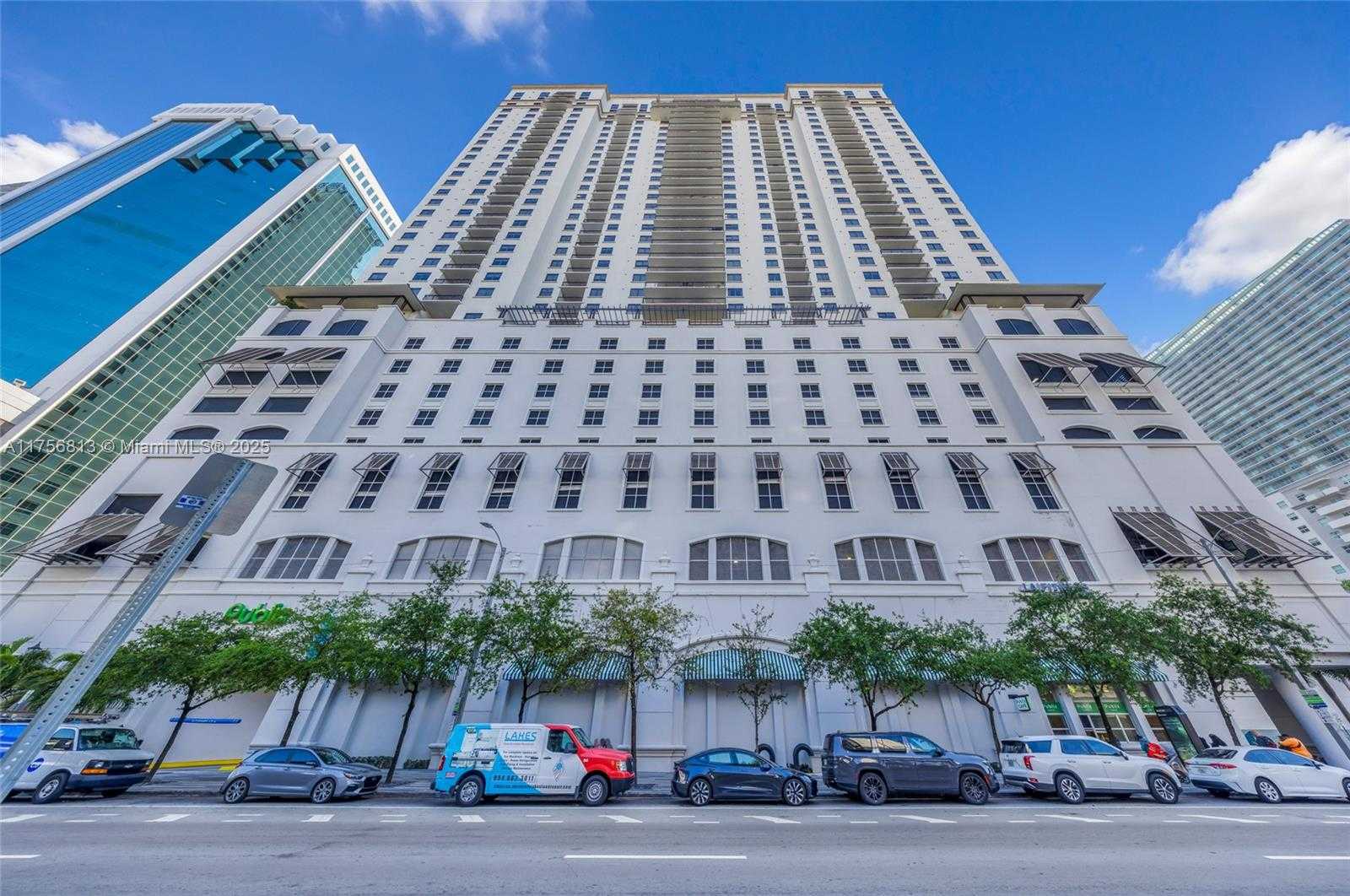 Small Image of 999 SOUTH WEST 1ST AVE #1417, Miami Number 23