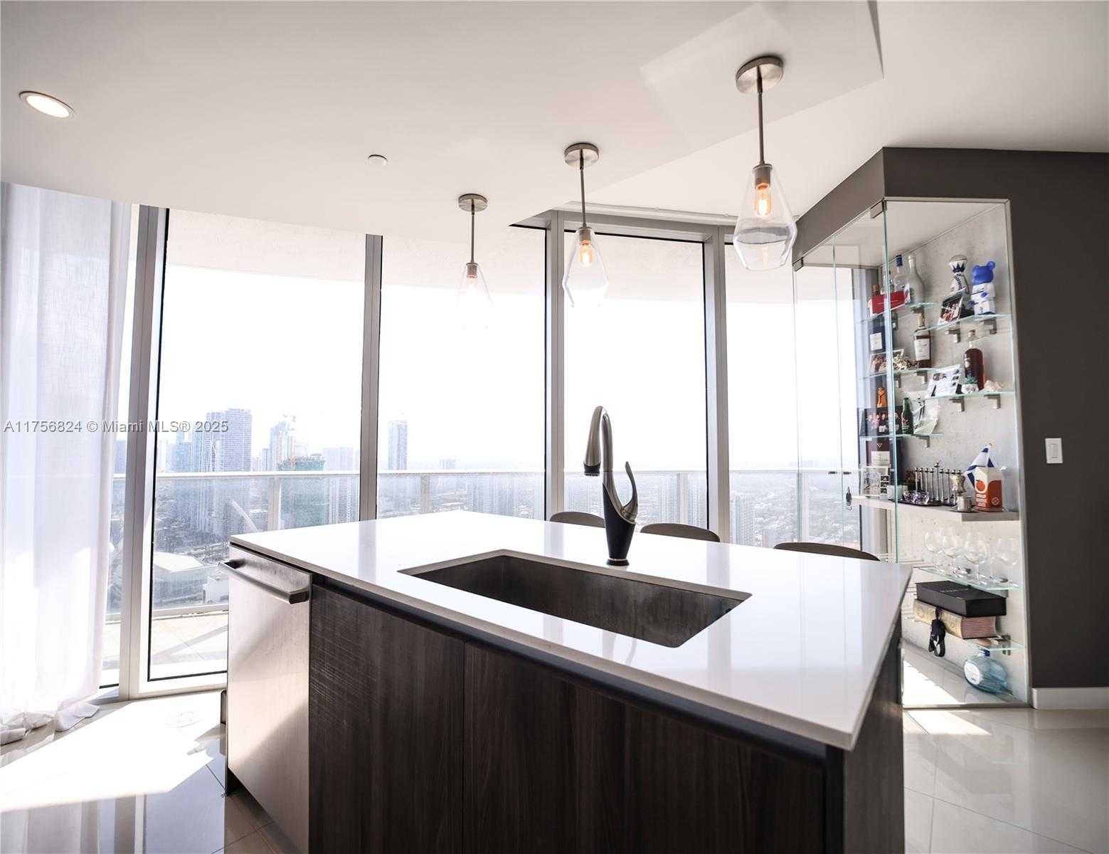 Small Image of 488 NORTH EAST 18TH ST #5000, Miami Number 14