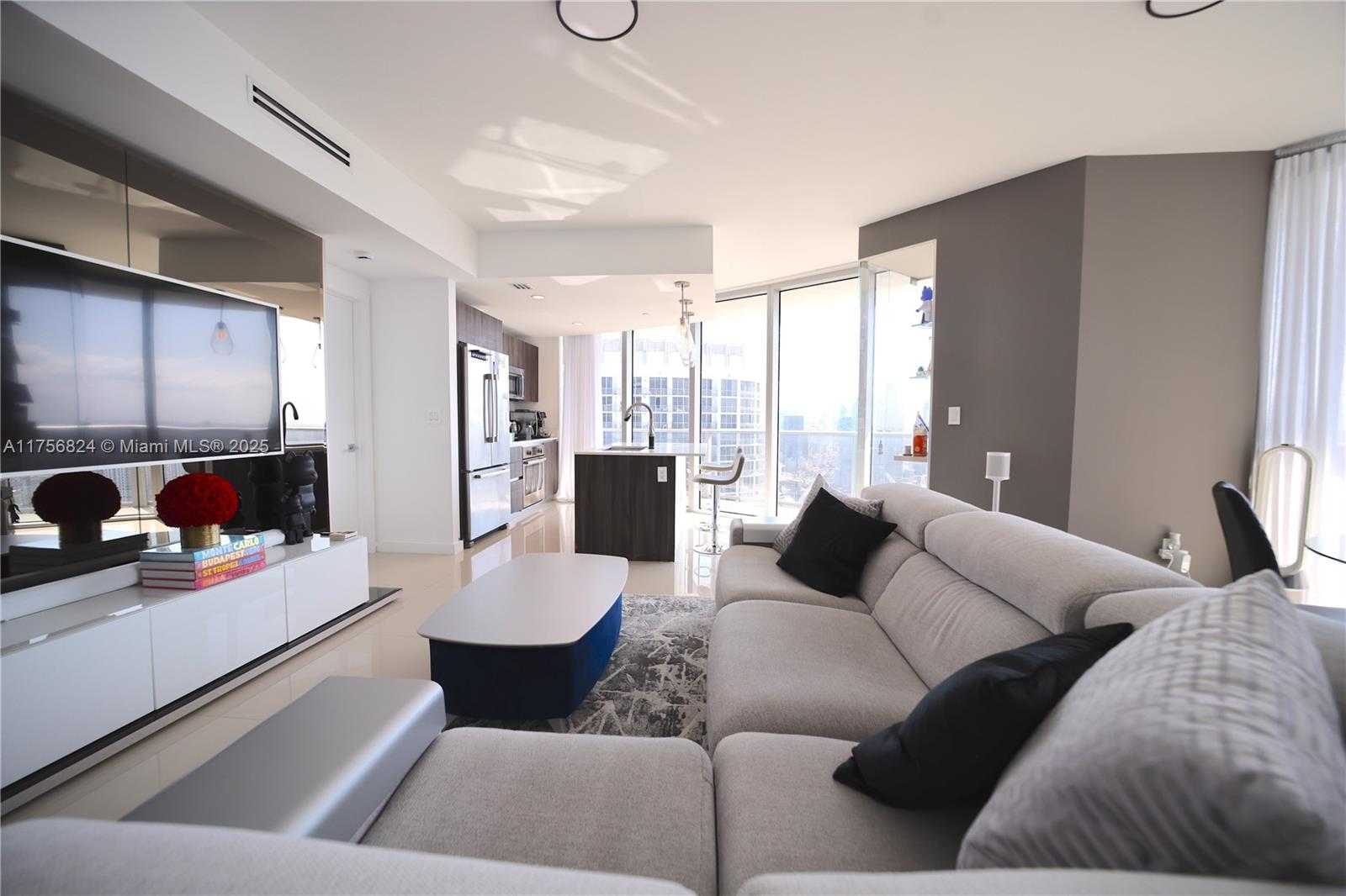 Small Image of 488 NORTH EAST 18TH ST #5000, Miami Number 7