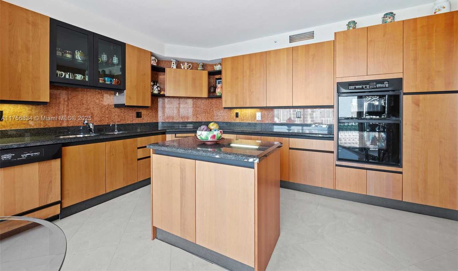 Small Image of 17555 COLLINS AVE #1607, Sunny Isles Beach Number 12