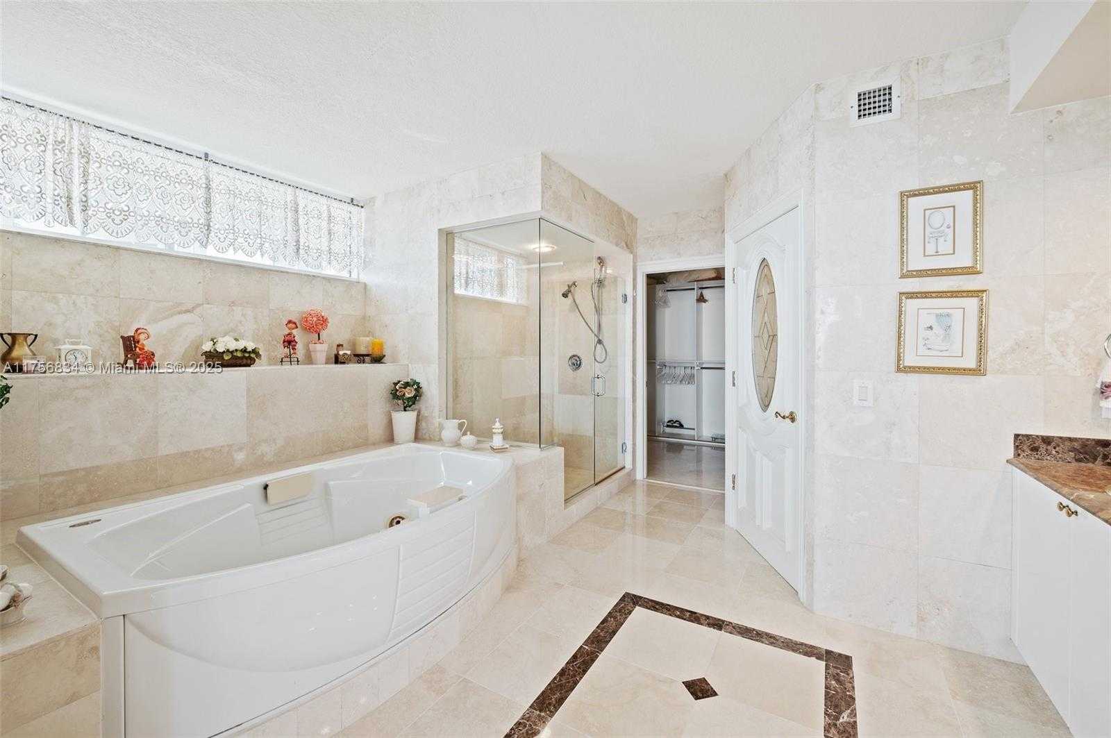 Small Image of 17555 COLLINS AVE #1607, Sunny Isles Beach Number 22