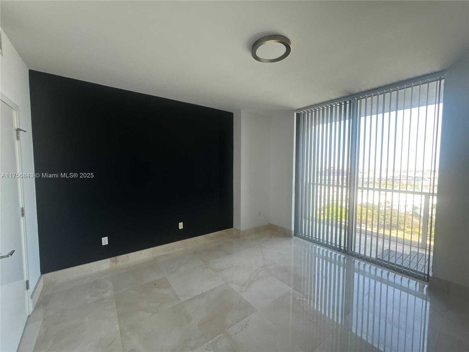 Small Image of 253 NORTH EAST 2ND ST #1907, Miami Number 16