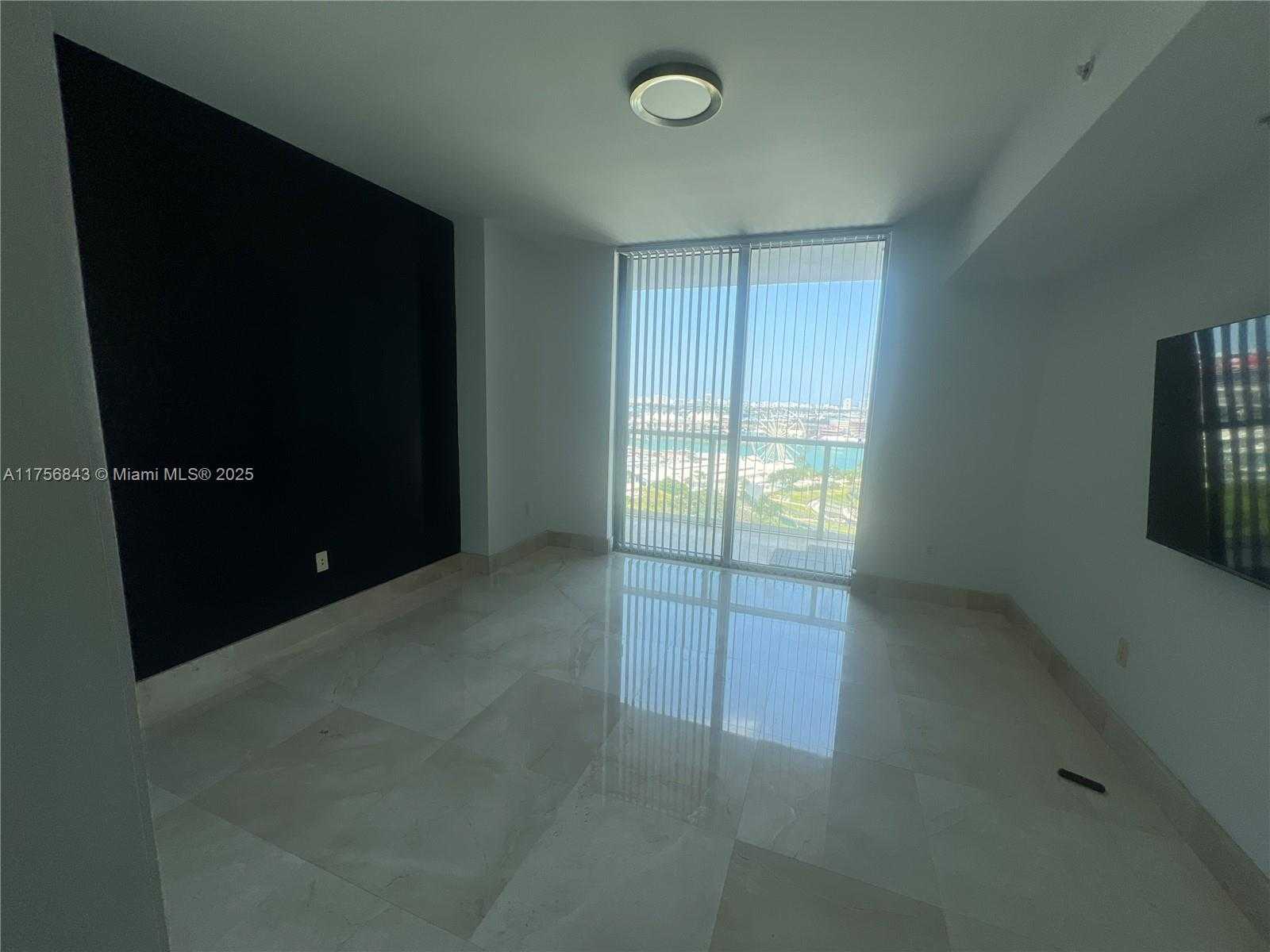 Small Image of 253 NORTH EAST 2ND ST #1907, Miami Number 17