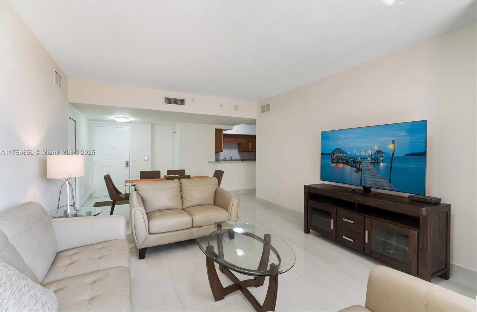 Small Image of 888 SOUTH DOUGLAS RD #404, Coral Gables Number 3
