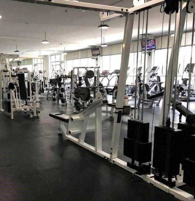 Small Image of 1000 WEST AVE #702, Miami Beach Number 27