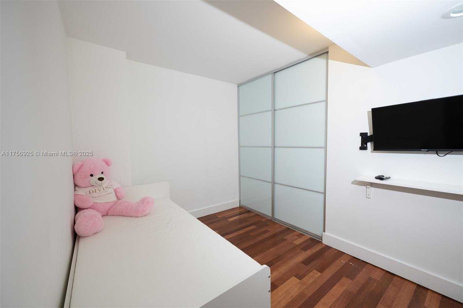 Small Image of 16445 COLLINS AVE #728, Sunny Isles Beach Number 16