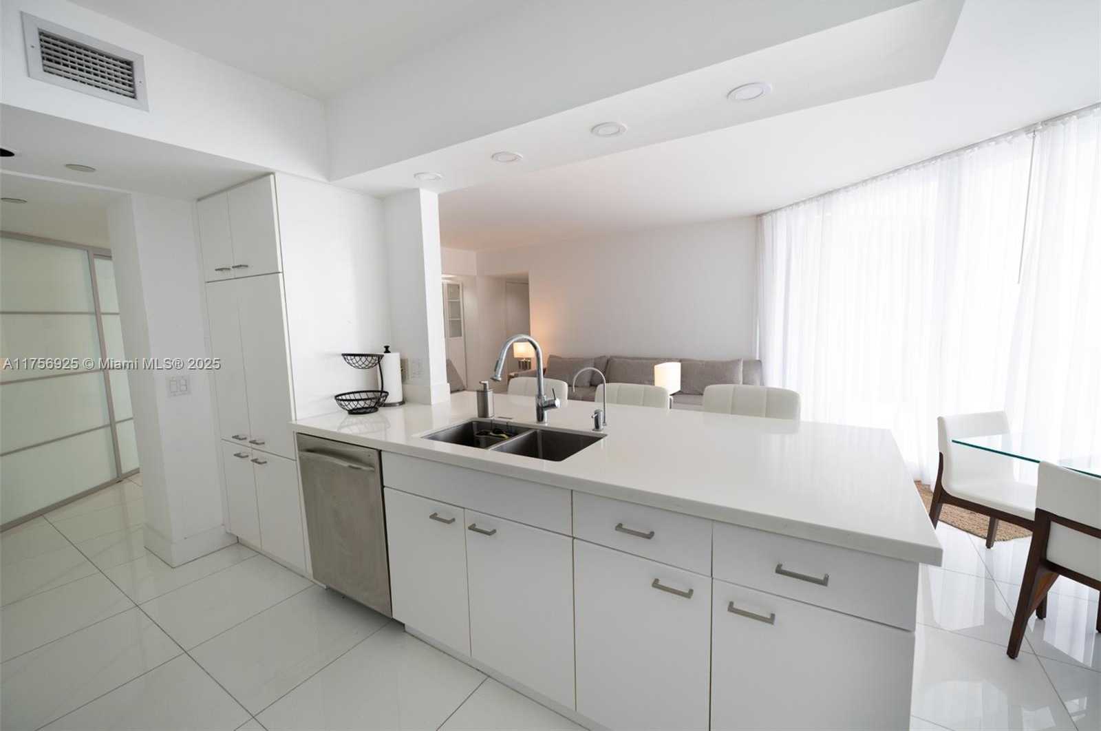 Small Image of 16445 COLLINS AVE #728, Sunny Isles Beach Number 9