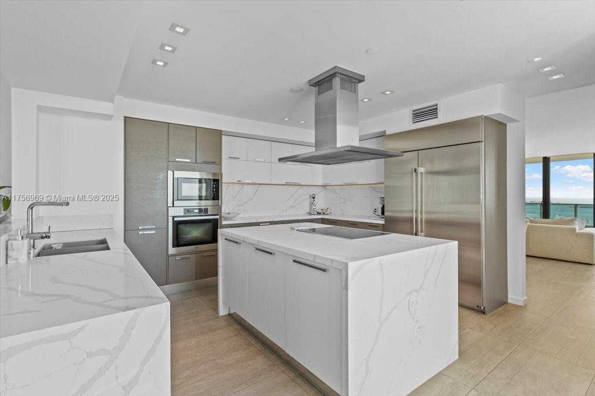 Small Image of 1331 BRICKELL BAY DR #4211, Miami Number 17