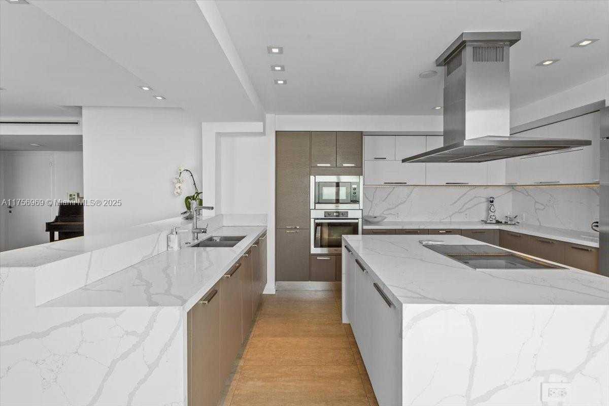 Small Image of 1331 BRICKELL BAY DR #4211, Miami Number 19
