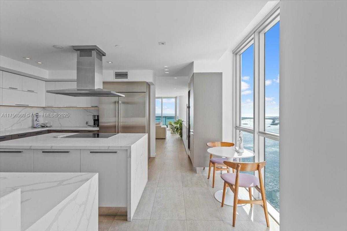 Small Image of 1331 BRICKELL BAY DR #4211, Miami Number 20