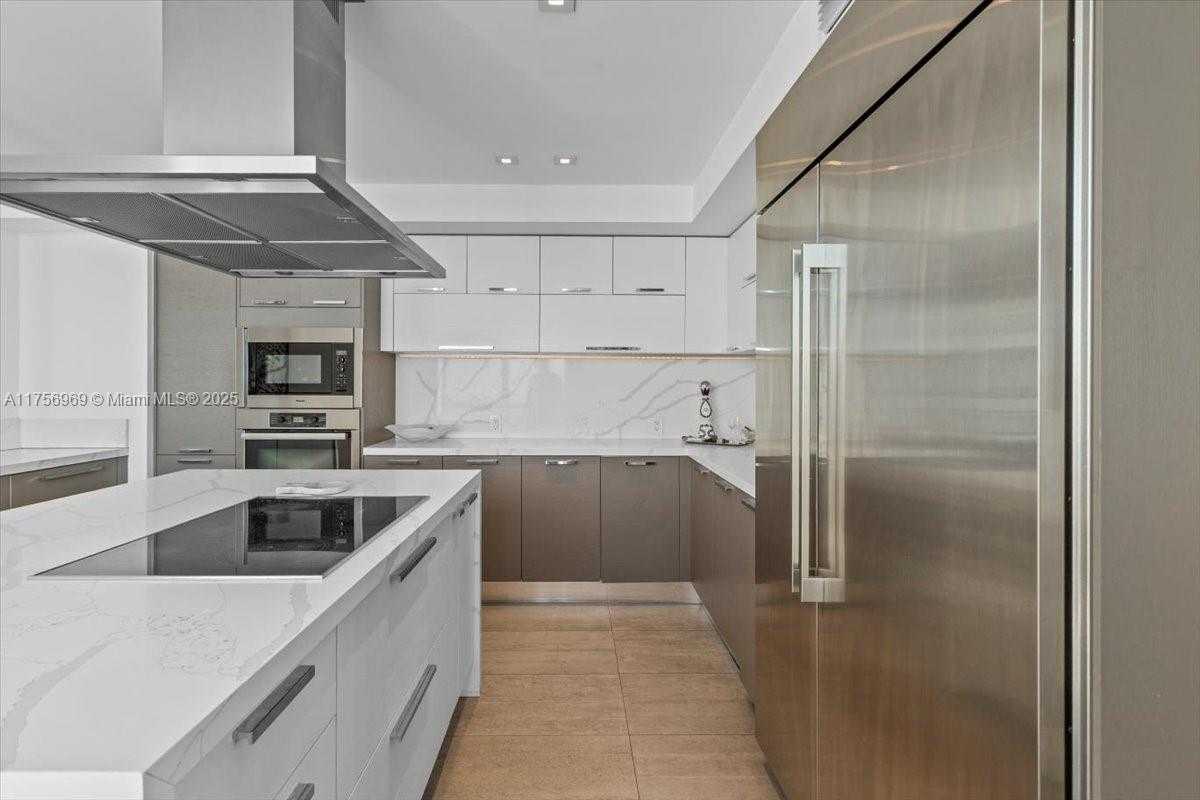 Small Image of 1331 BRICKELL BAY DR #4211, Miami Number 23