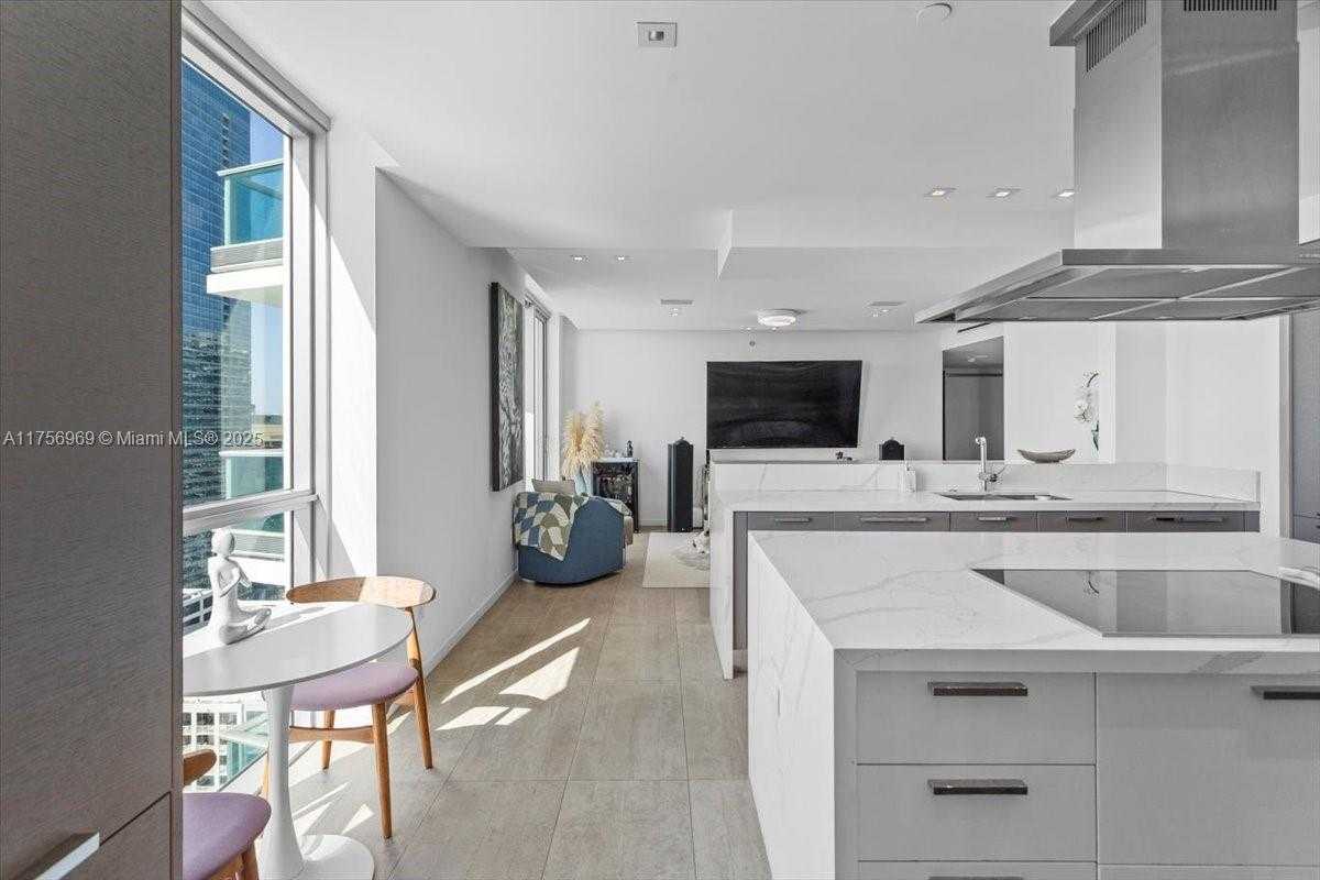 Small Image of 1331 BRICKELL BAY DR #4211, Miami Number 24