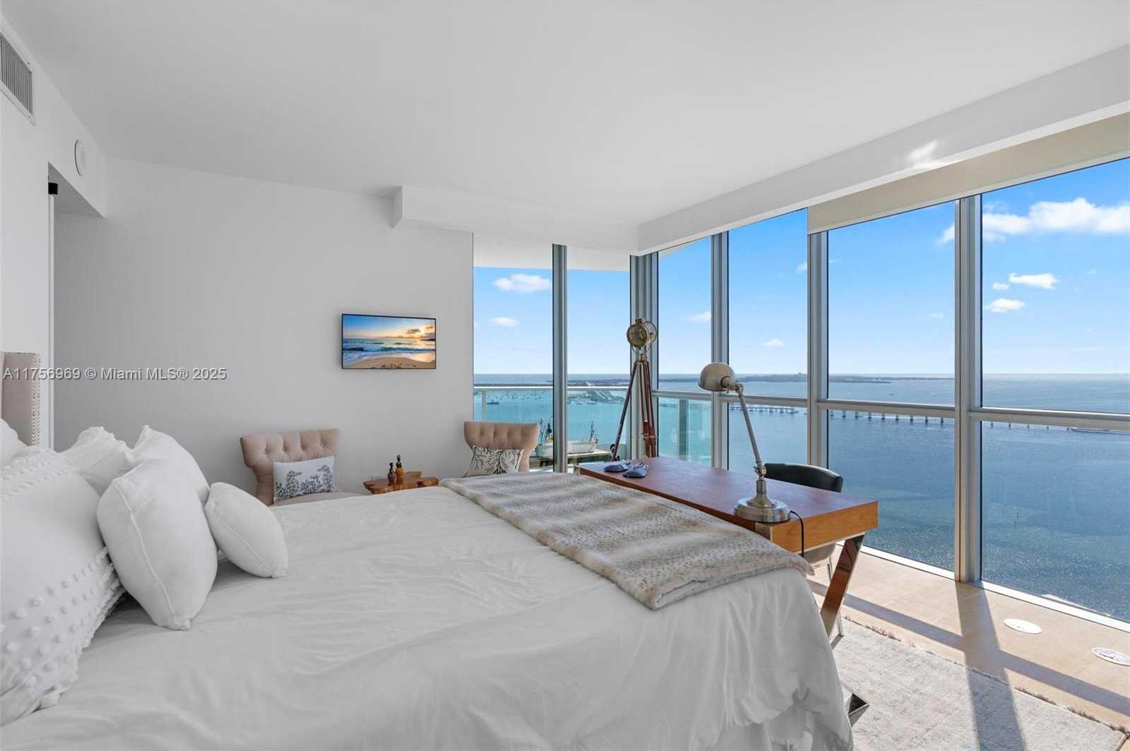 Small Image of 1331 BRICKELL BAY DR #4211, Miami Number 36