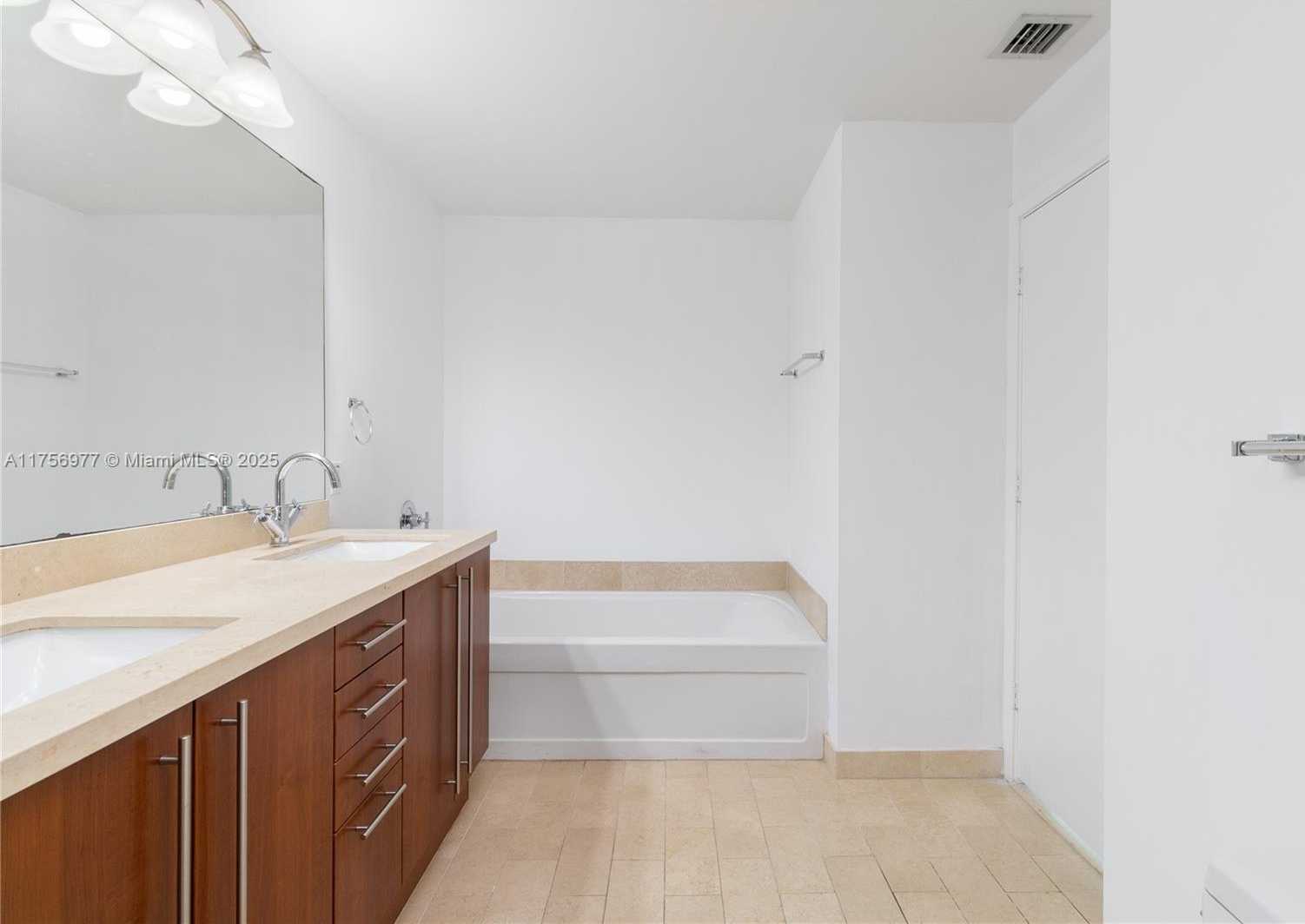 Small Image of 1111 SOUTH WEST 1ST AVE #2423-N, Miami Number 9
