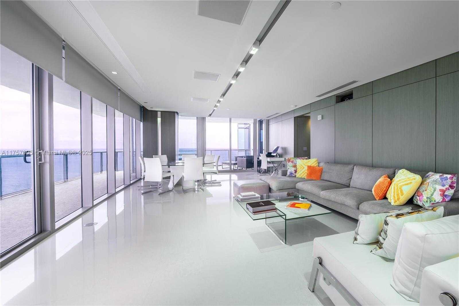 Small Image of 17121 COLLINS AVE #4208, Sunny Isles Beach Number 2