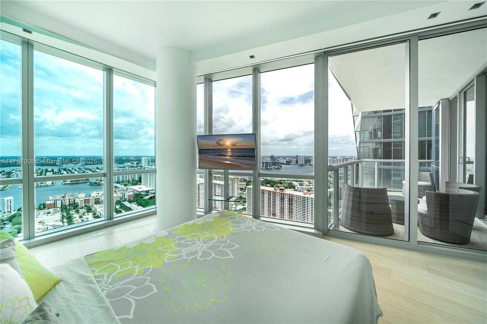 Small Image of 17121 COLLINS AVE #4208, Sunny Isles Beach Number 23