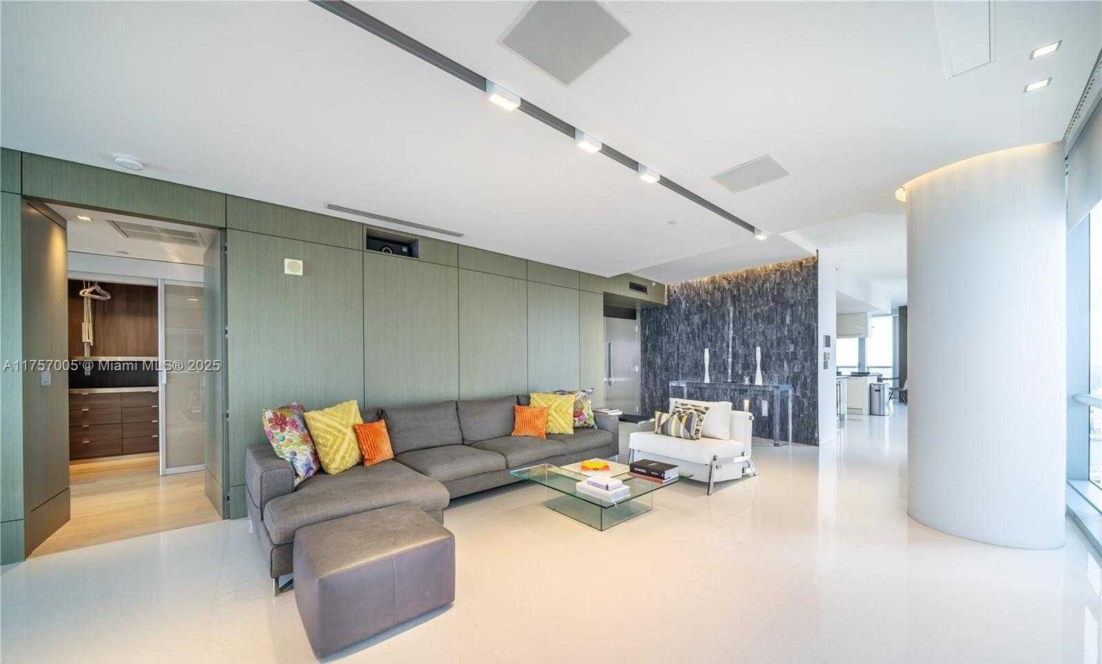 Small Image of 17121 COLLINS AVE #4208, Sunny Isles Beach Number 4