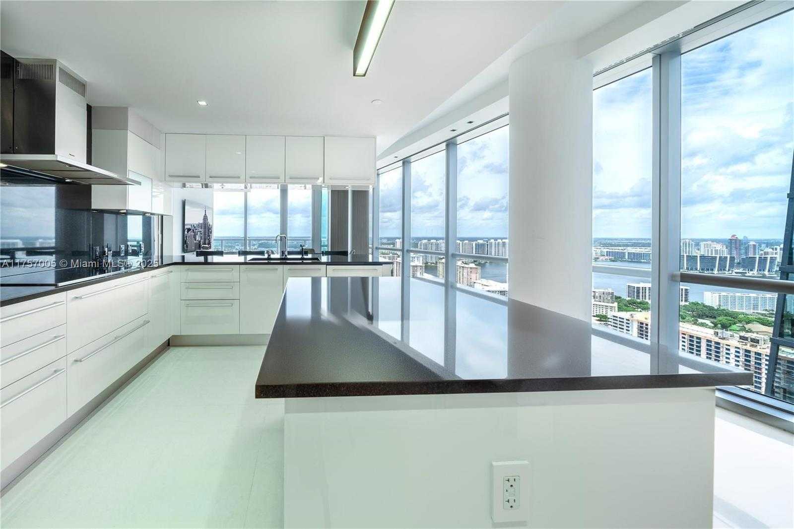 Small Image of 17121 COLLINS AVE #4208, Sunny Isles Beach Number 8