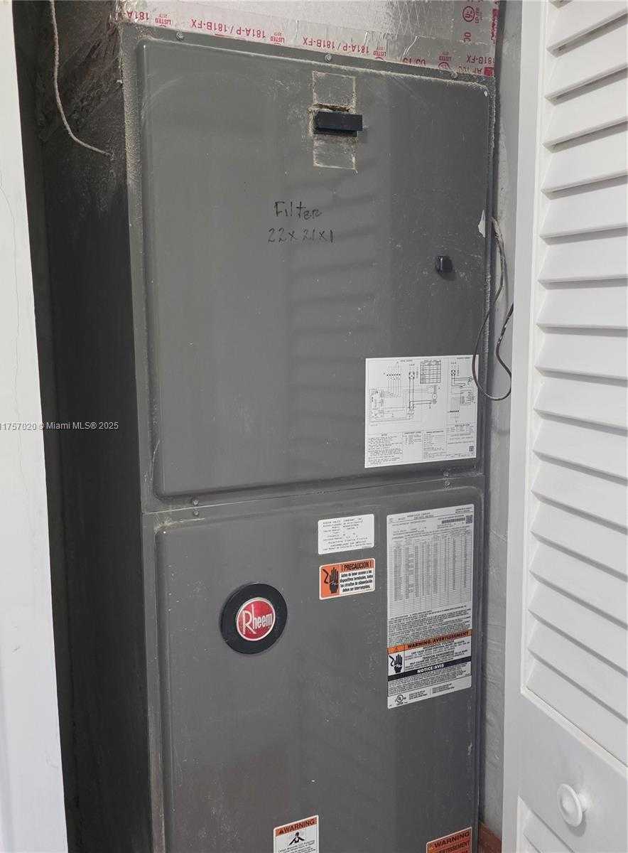Small Image of 7025 NORTH WEST 173RD DR #2208, Hialeah Number 18