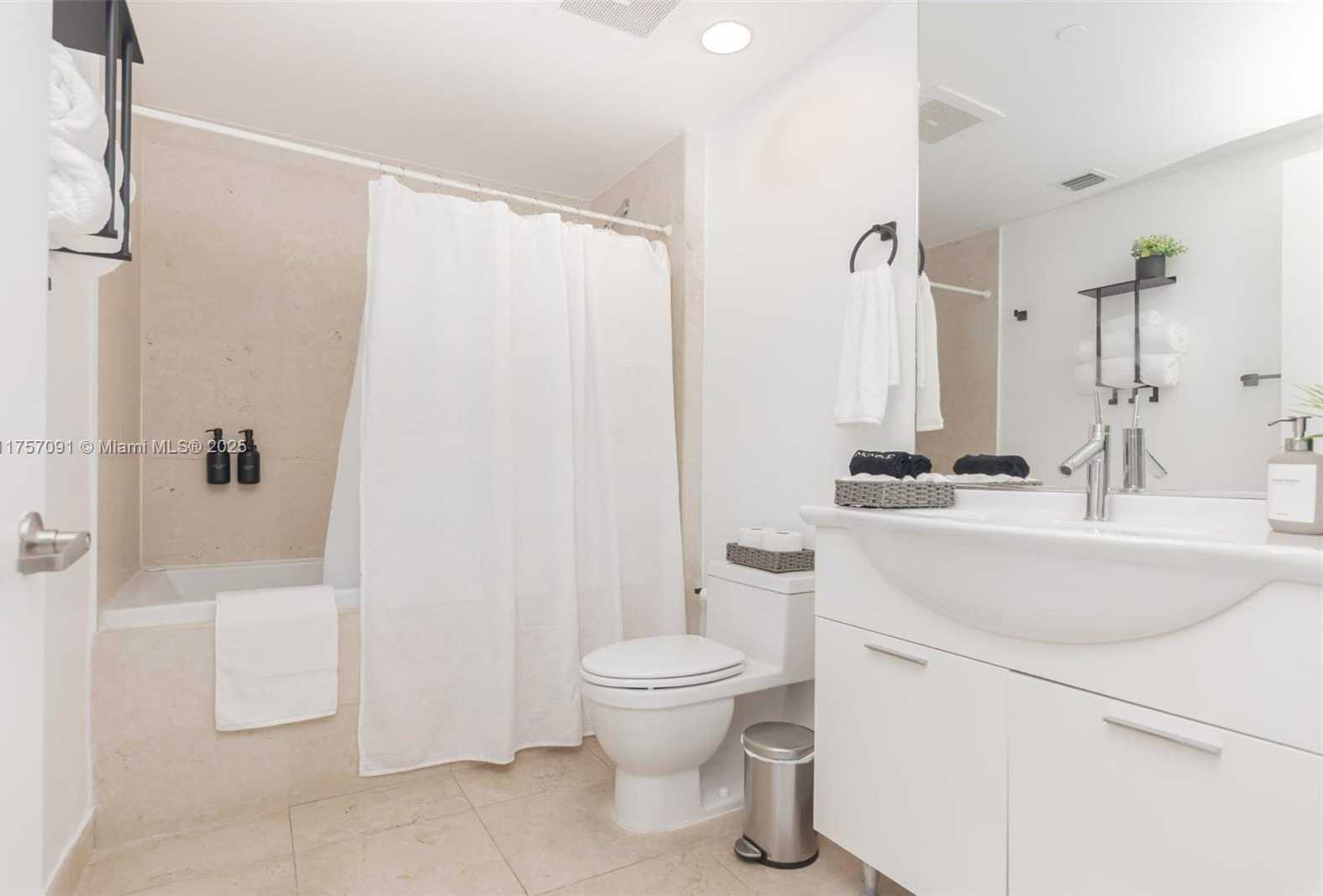 Small Image of 485 #4705, Miami Number 6